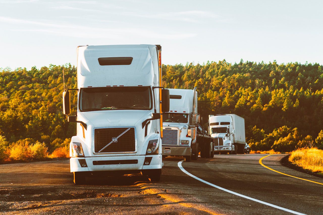 StrategyDriven Managing Your Business Article |  5 Fleet Management Hacks to Keep Your Company Costs Low